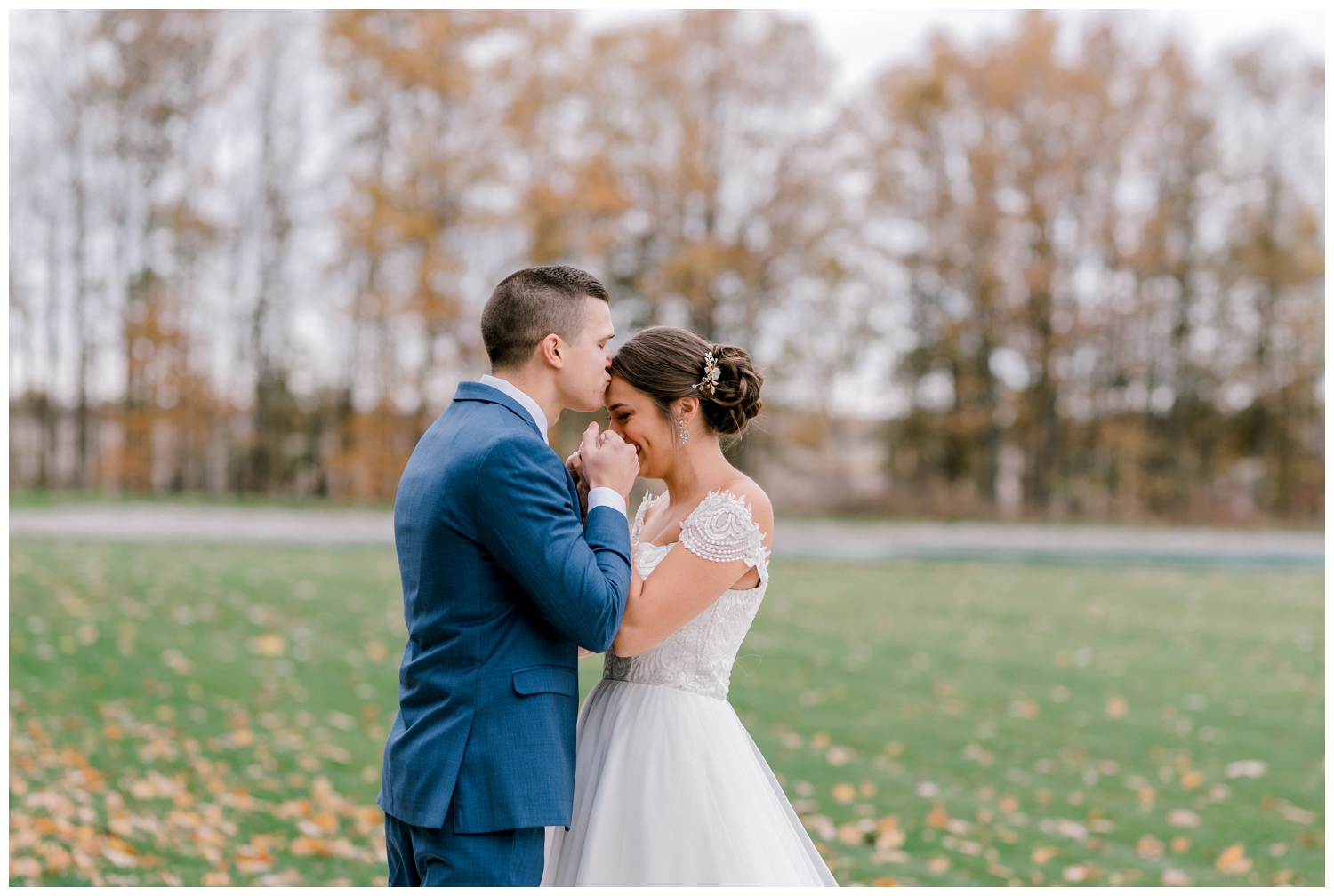 Columbus Ohio Wedding,Four Seasons Barn,Hannah Bryerton Photography,New York State Photographer,WNY Wedding Photographer,