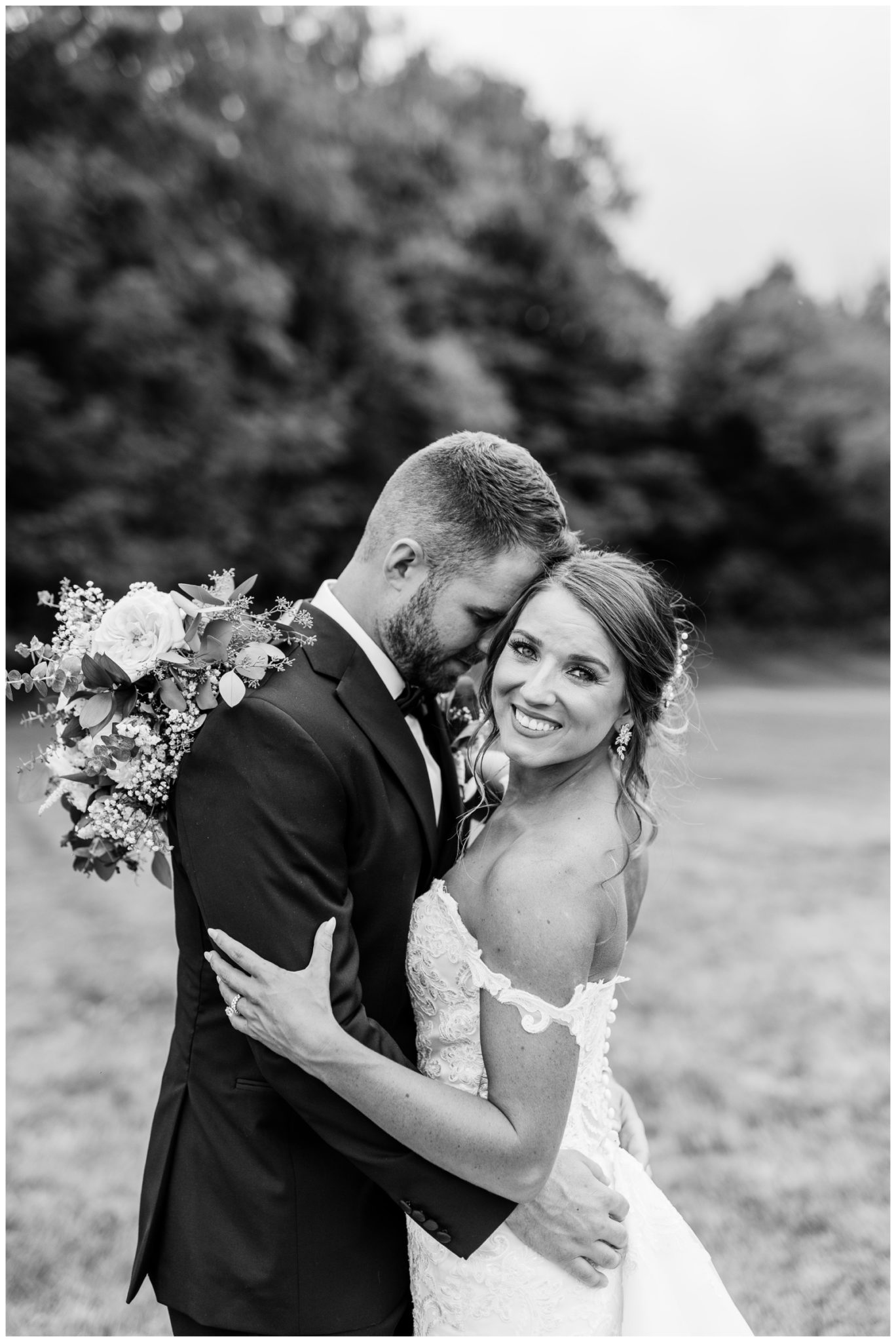 Fine Art Wedding Photography for the Joyful & Genuine Bride,Notting Hill Farm,Notting Hill Farm Wedding,WNY Wedding,Western New York Photographer Hannah Bryerton,